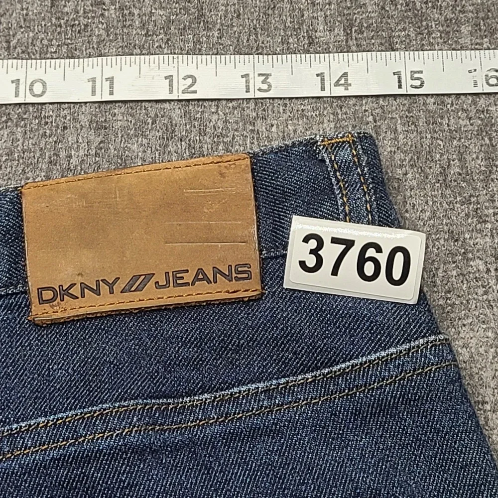 DKNY Jeans Straight Leg Denim Pants Womens 6 Blue Excellent‎ Stretch Y2K Classic